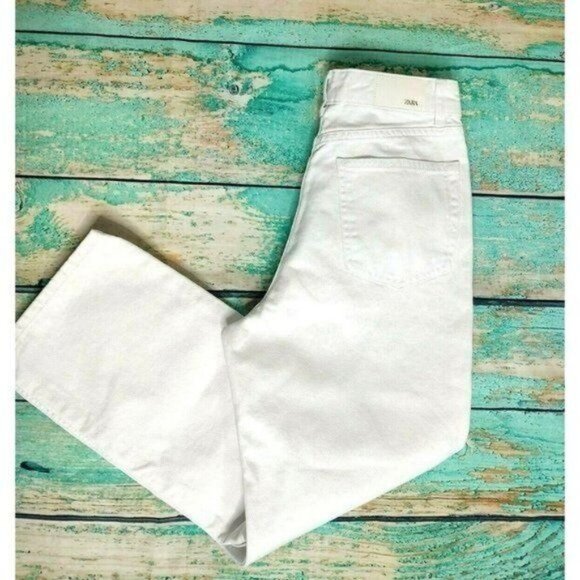 Zara Jeans Straight Leg 2  White High Rise Cropped Distressed Button Fly - Picture 5 of 9